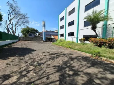Prédio Comercial para alugar, 800m² no Vale do Sol, Piracicaba