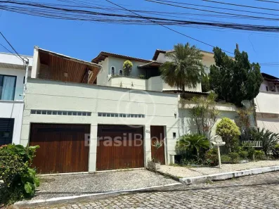 Casa de Condomínio com 4 Quartos à venda, 253m² no Anil, Rio de Janeiro