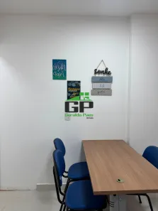 Sala Comercial com 3 Quartos para alugar, 26m² no Tanque, Rio de Janeiro
