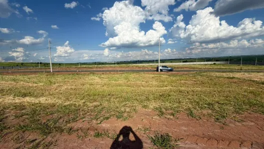 Lote/Terreno à venda, 257m² no Parque Brasil 500, Paulínia