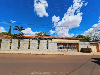 Casa com 4 Quartos à venda, 350m² no Jardim Macarenco, São Carlos
