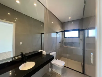 Casa de Condomínio com 3 Quartos à venda, 200m² no Riviera de Santa Cristina 13, Paranapanema