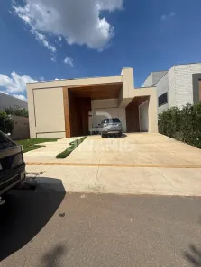 Casa de Condomínio com 3 Quartos para alugar, 249m² no Loteamento Portal do Sol II, Goiânia