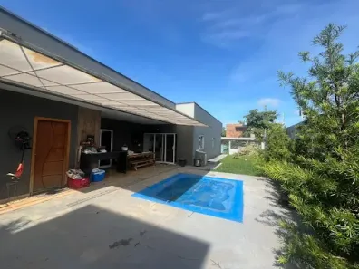 Casa de Condomínio com 3 Quartos à venda, 180m² no Triângulo, Porto Velho