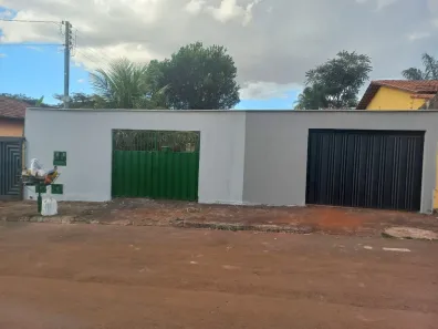 Casa com 3 Quartos à venda, 150m² no Recreio do Funcionário Público, Goiânia