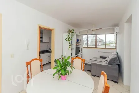 Apartamento com 2 Quartos à venda, 55m² no Santana, Porto Alegre