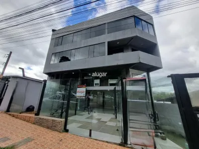 Sala Comercial para alugar, 248m² no Pioneiro, Caxias do Sul