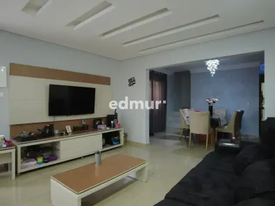Sobrado com 3 Quartos à venda, 210m² no Vila Metalúrgica, Santo André
