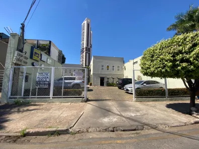 Ponto Comercial com 3 Quartos para alugar, 35m² no Quilombo, Cuiabá