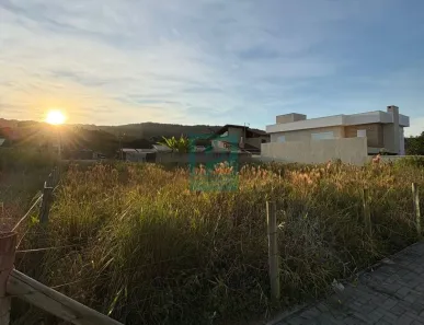 Lote/Terreno à venda, 650m² no Mariscal, Bombinhas