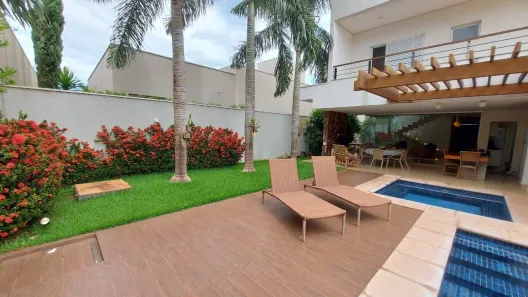 Casa com 4 Quartos à venda, 340m² no Recreio dos Bandeirantes, Uberaba
