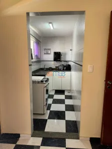 Casa com 3 Quartos para alugar, 450m² no Glória, Macaé