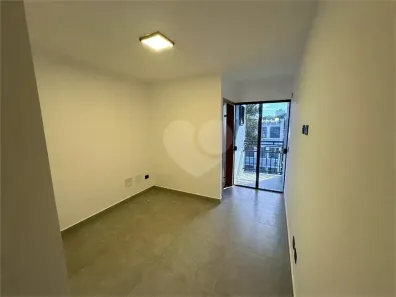 Sobrado com 3 Quartos à venda, 160m² no Vila Constança, São Paulo