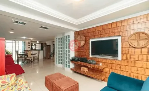 Casa com 4 Quartos para alugar, 368m² no Chácara das Pedras, Porto Alegre