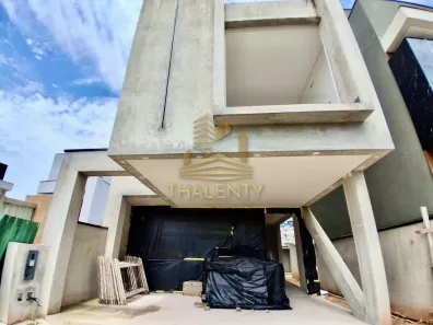 Casa de Condomínio com 3 Quartos à venda, 220m² no Santa Cândida, Curitiba