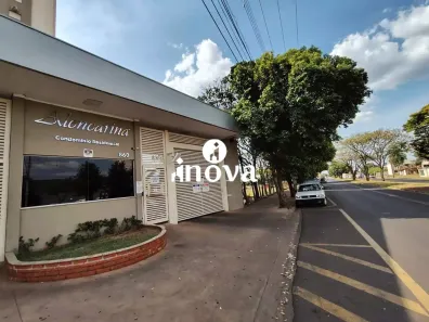 Apartamento com 3 Quartos para alugar, 89m² no Olinda, Uberaba
