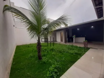 Casa com 3 Quartos à venda, 180m² no Parque Brasília, Anápolis
