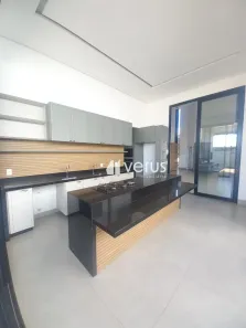 Casa com 3 Quartos para alugar, 210m² no Jardim Sul, Uberlândia
