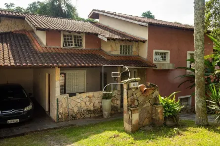 Casa de Condomínio com 4 Quartos à venda, 400m² no Transurb, Itapevi