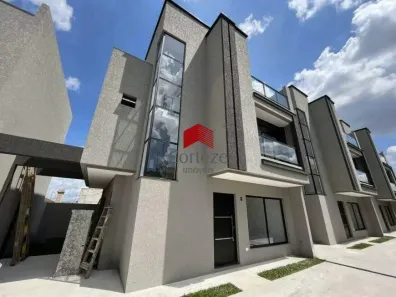 Sobrado com 3 Quartos à venda, 128m² no Capão Raso, Curitiba