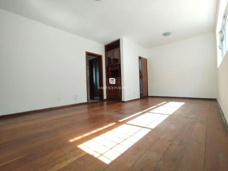 Apartamento com 3 quartos — Santa Amélia, Belo Horizonte