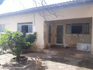 Casa com 2 Quartos à venda, 168m² no Jardim Aviação, Presidente Prudente