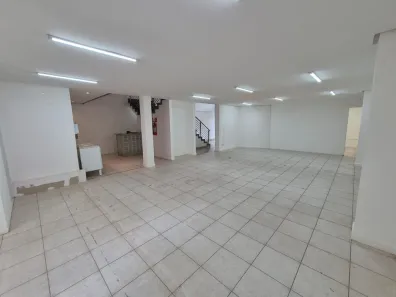 Sala Comercial à venda, 212m² no Santa Mônica, Uberlândia