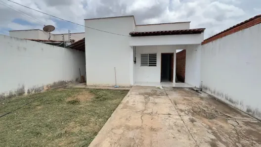 Casa com 3 Quartos para alugar, 110m² no Mutirão, Timon