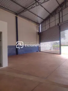 Galpão/Depósito/Armazém para alugar, 200m² no Segismundo Pereira, Uberlândia