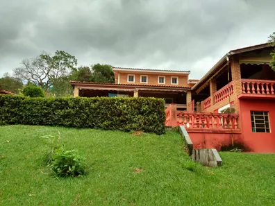 Fazenda/Sítio com 4 Quartos à venda, 386m² no , Nazaré Paulista