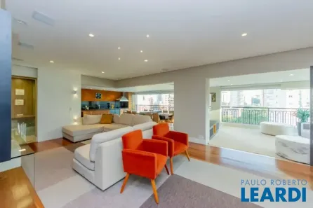 Apartamento com 4 Quartos à venda, 250m² no Vila Mariana, São Paulo
