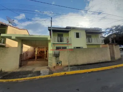 Casa com 3 Quartos à venda, 206m² no Extrema, Extrema