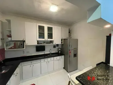 Casa com 3 Quartos à venda, 137m² no Jardim D'Abril, Osasco