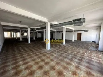 Prédio Comercial para alugar, 2204m² no Encruzilhada, Recife