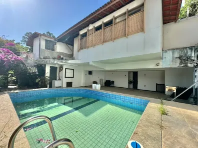 Casa com 4 Quartos à venda, 442m² no Caminho das Árvores, Salvador