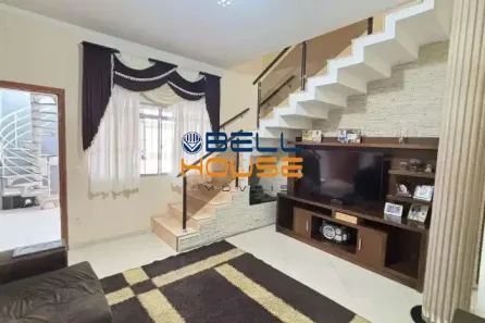 Sobrado com 3 Quartos à venda, 225m² no Vila Humaitá, Santo André