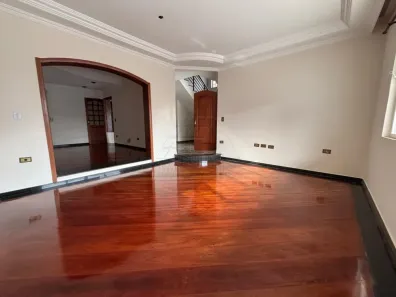 Casa com 3 Quartos para alugar, 281m² no Vila Cordenonsi, Americana