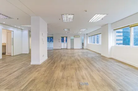 Ponto Comercial com 8 Quartos para alugar, 200m² no Vila Olímpia, São Paulo