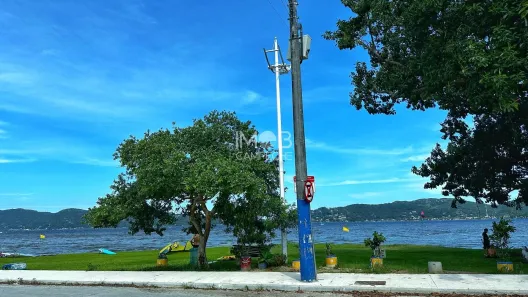 Lote/Terreno à venda, 450m² no Lagoa da Conceição, Florianópolis