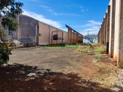 à venda, 777m² no Jardim Shenandoa, Marialva