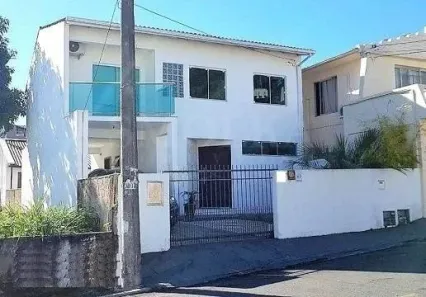 Casa com 3 Quartos à venda, 218m² no Agronômica, Florianópolis