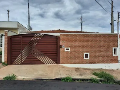 Casa com 2 Quartos à venda, 180m² no Jardim Ricetti, São Carlos