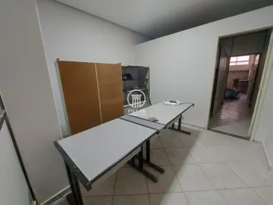 Ponto Comercial para alugar, 79m² no Centro, Montes Claros