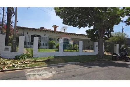 Casa com 4 Quartos para alugar, 350m² no Parque Taquaral, Campinas