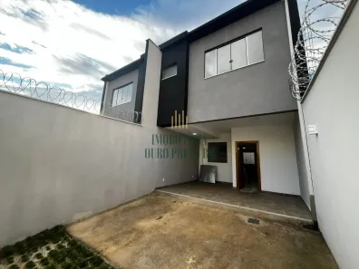 Casa com 3 Quartos à venda, 120m² no Cândida Ferreira, Contagem