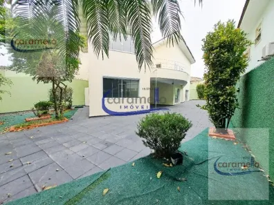 Sobrado com 4 Quartos para alugar, 420m² no City América, São Paulo