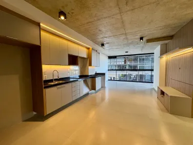 Apartamento com 3 Quartos para alugar, 100m² no Recreio dos Bandeirantes, Rio de Janeiro
