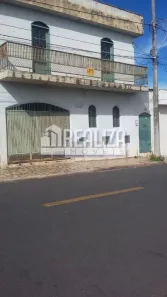 Sobrado com 7 Quartos à venda, 110m² no Boa Vista, Uberaba
