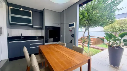 Casa com 4 Quartos à venda, 280m² no Jurerê, Florianópolis