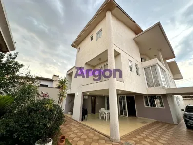 Sobrado com 6 Quartos à venda, 600m² no Goiânia 2, Goiânia